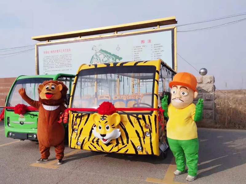 游览车旁展才艺，河南版“熊大”上热搜