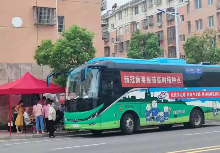 送苗上门！乐天堂官网移动疫苗接种车开进社区