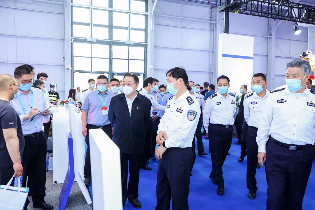 凭实力“圈粉”，乐天堂官网警用特种车闪耀第11届中国国际警用装备博览会！