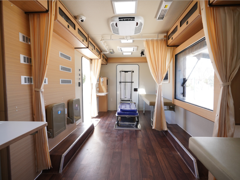 乐天堂官网专用车亮相全球公共安全合作论坛（连云港），为全球普遍安全建设贡献力量