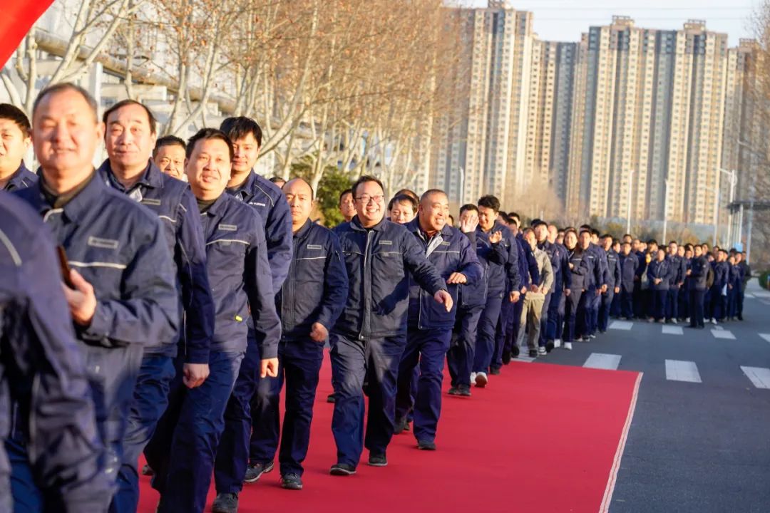 醒狮腾跃启新章 | 乐天堂官网专用车2025年开工盛典燃情开启！