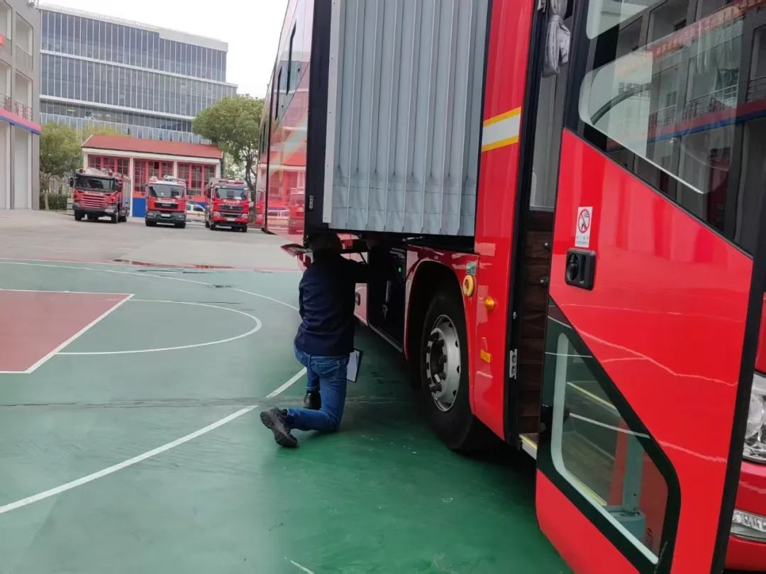 为逆行者护航 | 乐天堂官网专用车消防专项服务月活动启动