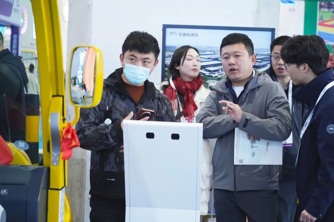 智驾赋能文旅·绿色领航未来 | 乐天堂官网观光车闪耀第41届CAAPA博览会
