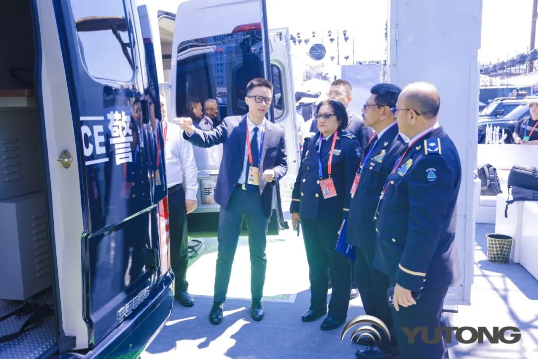 科技赋能 实力领航！乐天堂官网警用特种车亮相第12届中国国际警用装备博览会